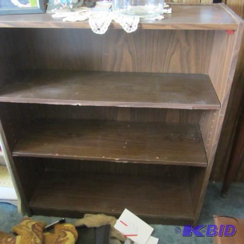 lot 81 image: Bookshelf