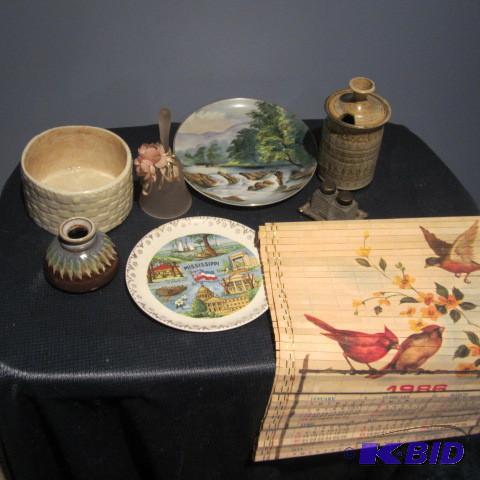 lot 91 image: Collectibles