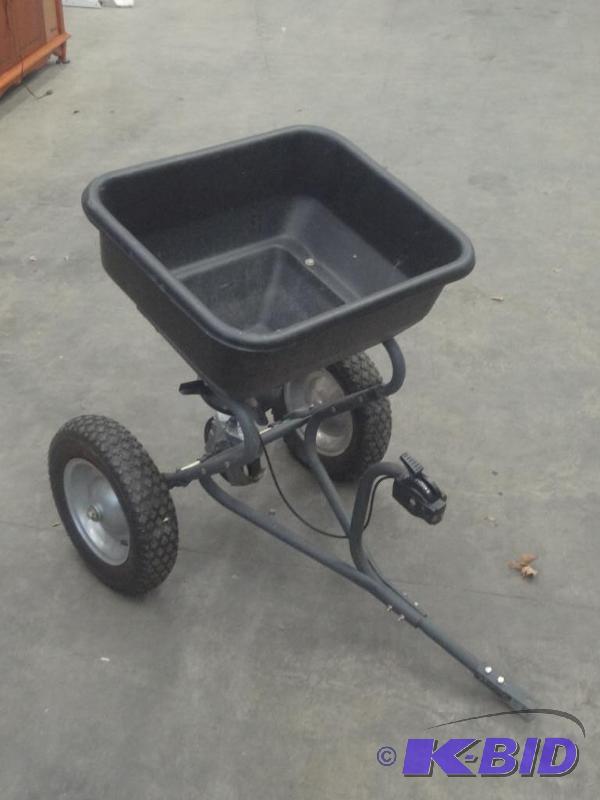 lot 27 image: Towable Fertilizer Spreader...