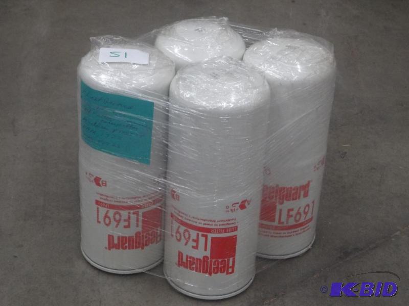 lot 51 image: (4) Fleetguard LF691 Oil Filters...