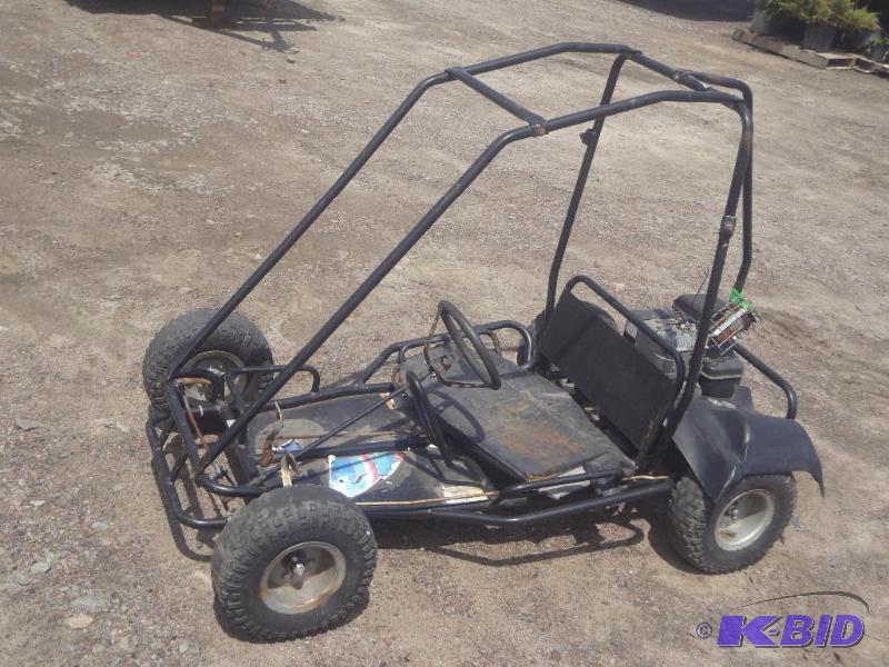 lot 6 image: Gas-Powered Go-Cart For Parts...