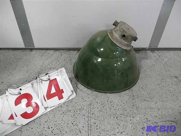 Green and white&nbspporcelain gas ...
