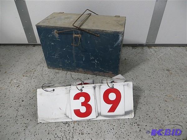 Vintage Metal Cooler. 17 x 11 x 8&q...