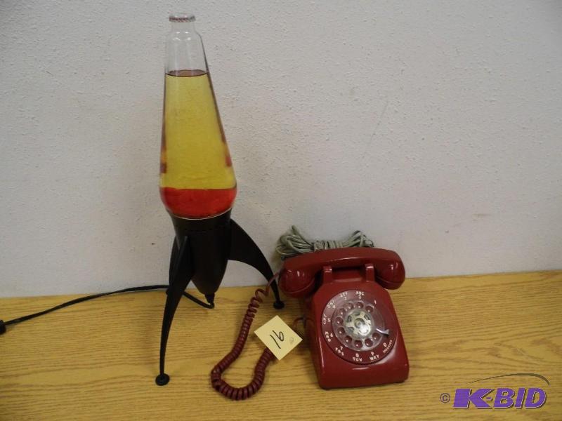 lot 16 image: Red Phone & Lava Lamp