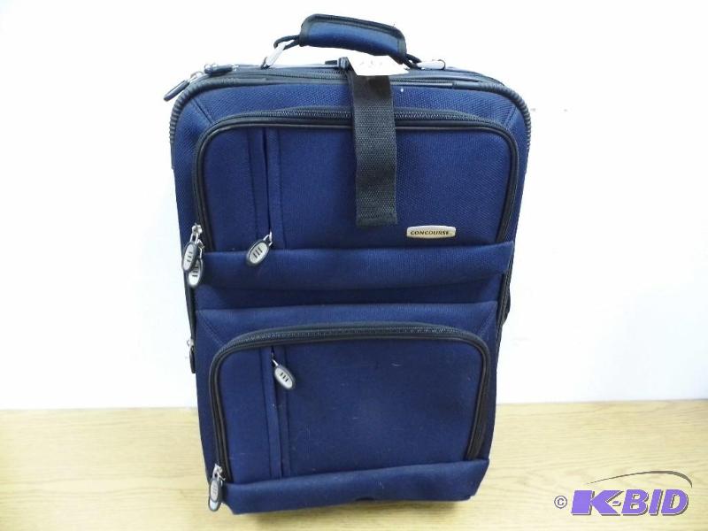 lot 30 image: Concourse Carry-On Suitcase