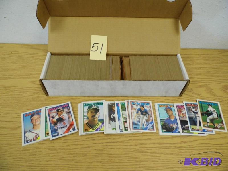 lot 51 image: 1988 Topps Baseball Cards