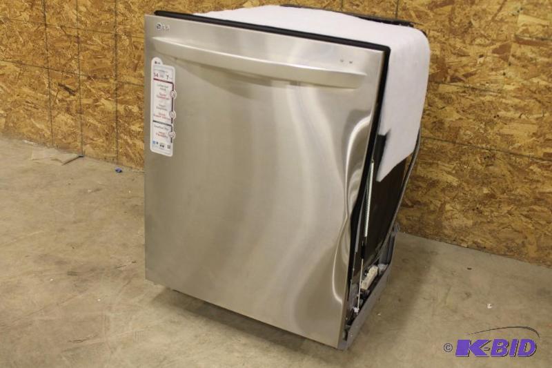 NEW LG FULLY INTEGRATED DISHWASHER WITH FLEXIBLE EASYRACK PLUS SYSTEM