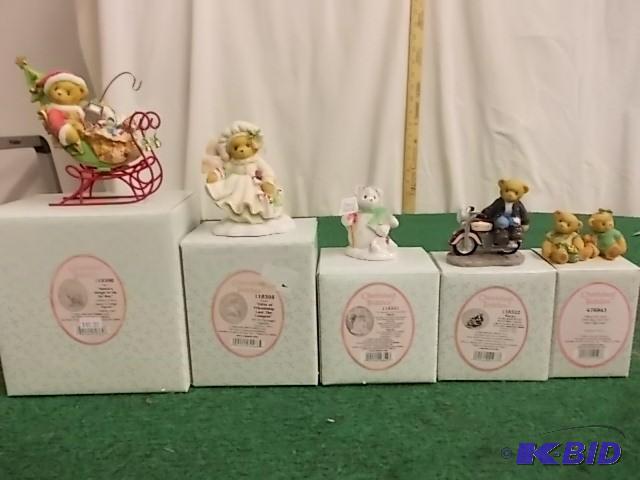 lot 1 image: Lot Of 5- Cherished Teddies 188395,...
