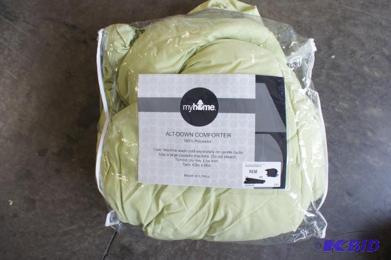 MyHome Lightweight Down Alternative...