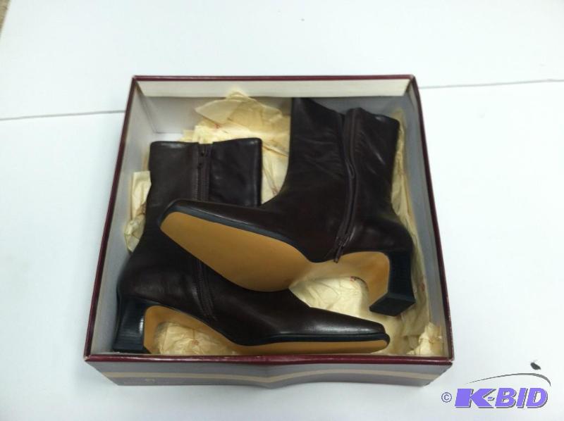 New Etienne Aigner Size 7 12 M (Wo...