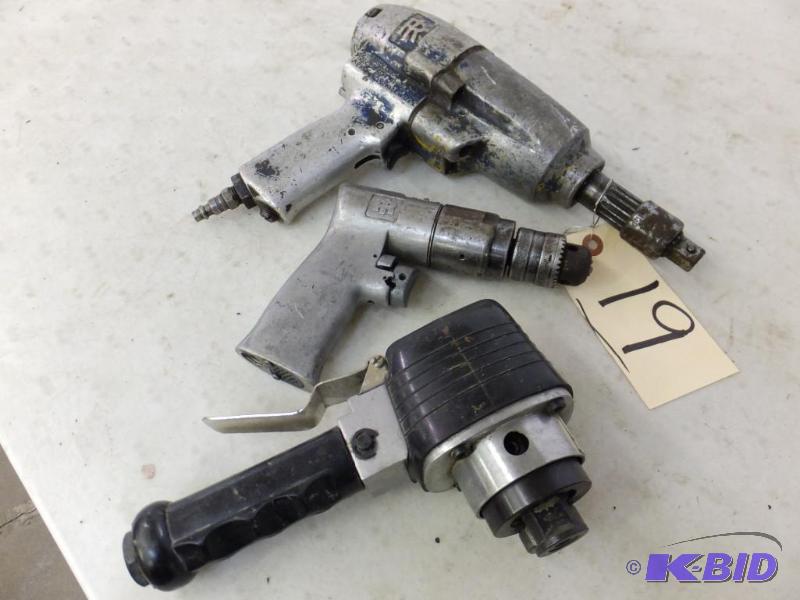 lot 19 image: Pneumtic Tools