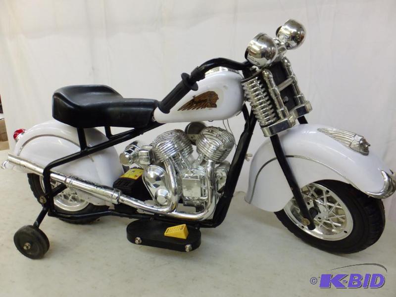 lot 2 image: Harley with Training Wheels