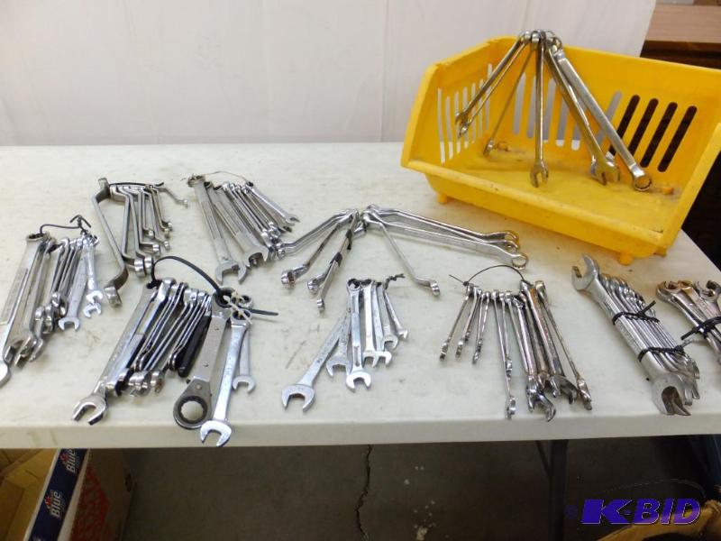 lot 38 image: Wrenches