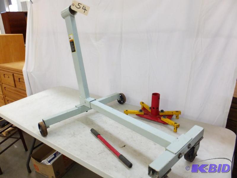 lot 54 image: Engine Stand