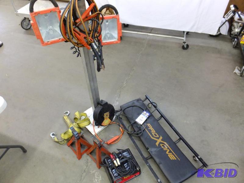 lot 8 image: Garage Essentials - 2