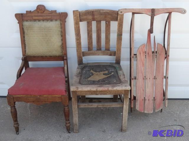 Pair of oak chairs with antique sle...