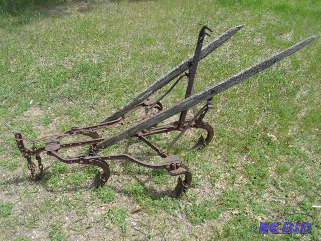 Walking cultivator, 5 blade, needs ...