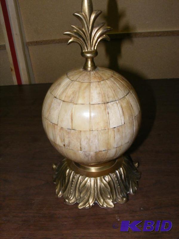 lot 259 image: Decorative Sphere...