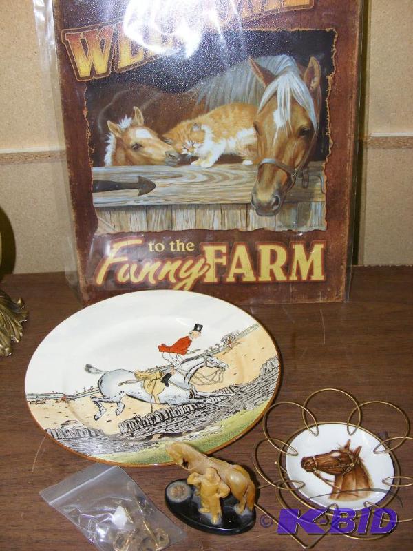 lot 260 image: Horse Theme Decoration Welcome to t...