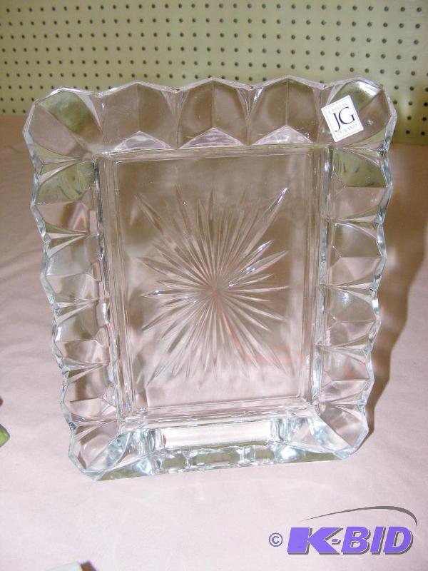 lot 268 image: LG Durand Crystal Picture Frame, fi...