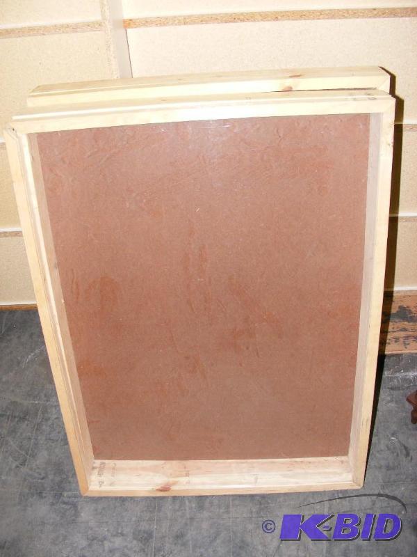lot 287 image: Display Case with plexiglass in lid...