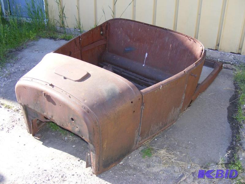 lot 20001 image: 1926 or 1927 Model T Roadster Body ...