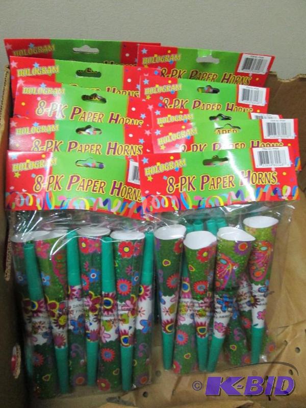 lot 106 image: Lot of 10 hologram paper horns, new...