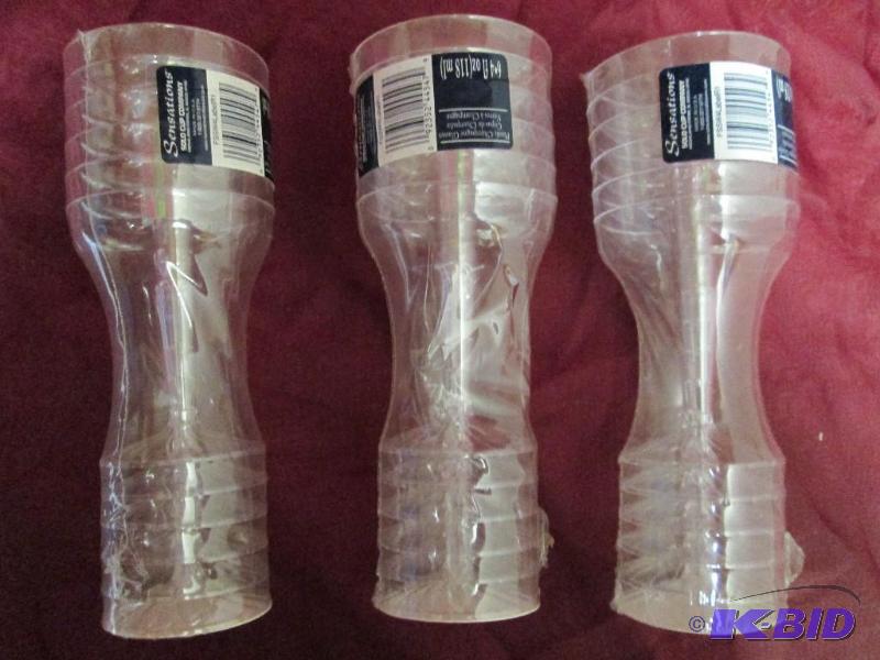 lot 109 image: Lot of 3 packages of plastic champa...