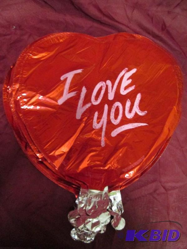 lot 170 image: Lot of 50 heart shaped mylar balloo...
