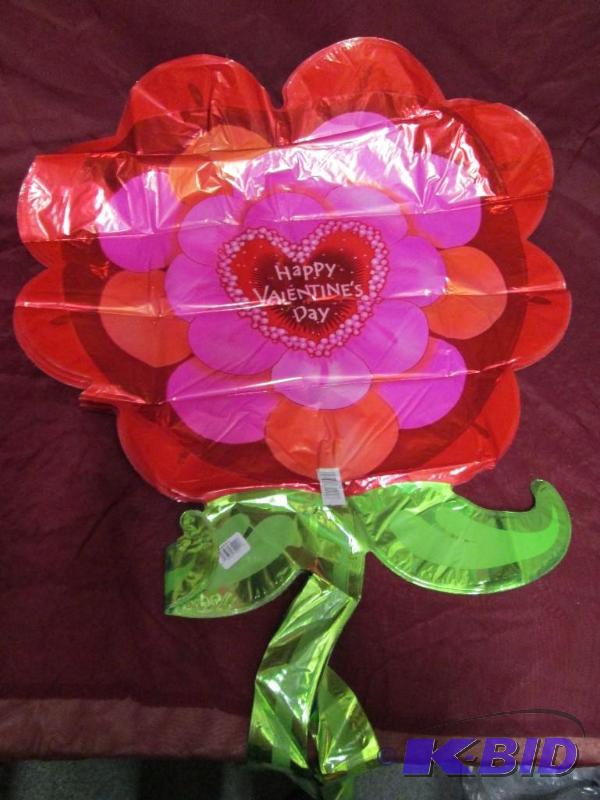 lot 202 image: Lot of 5 large mylar balloons in th...