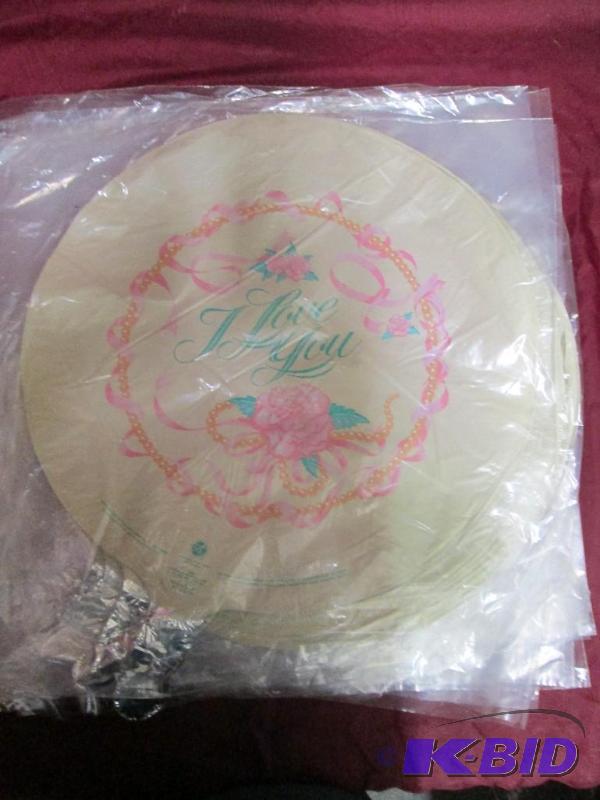 lot 251 image: Lot of approximately 200 18 inch my...