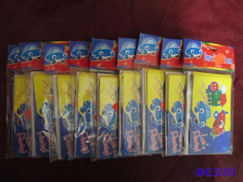 lot 324 image: Lot of 10 packages of childrens pa...