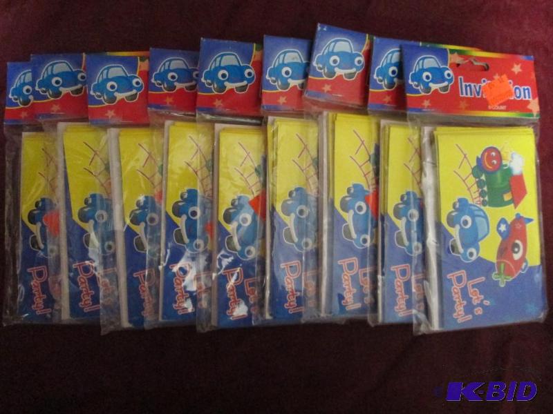lot 326 image: Lot of 10 packages of childrens pa...