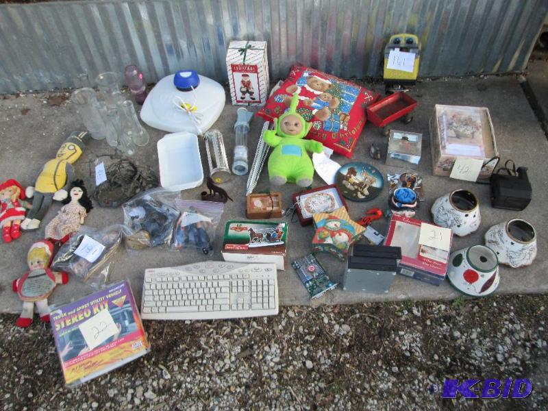 lot 360 image: Huge lot of assorted wholesale inve...
