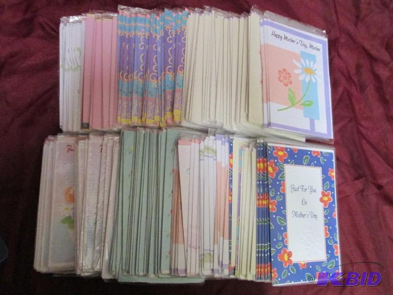 lot 394 image: Lot of 200 assorted Mothers Day ca...