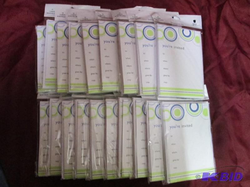 lot 403 image: Lot of 20 lime and light blue circl...