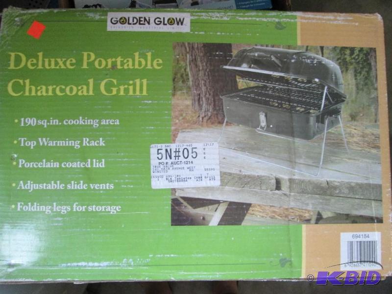 lot 49 image: Golden Glow delux portable grill. 1...