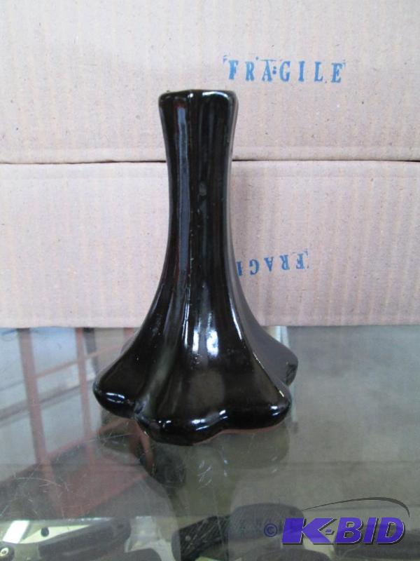 lot 64 image: Lot of 3 cases of small black bud v...