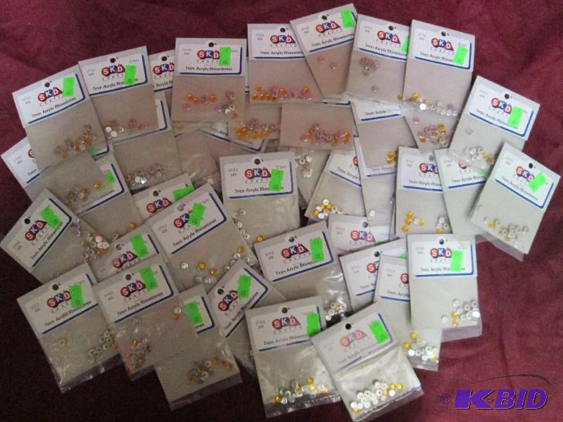 lot 77 image: Lot of approximately 40 packages of...