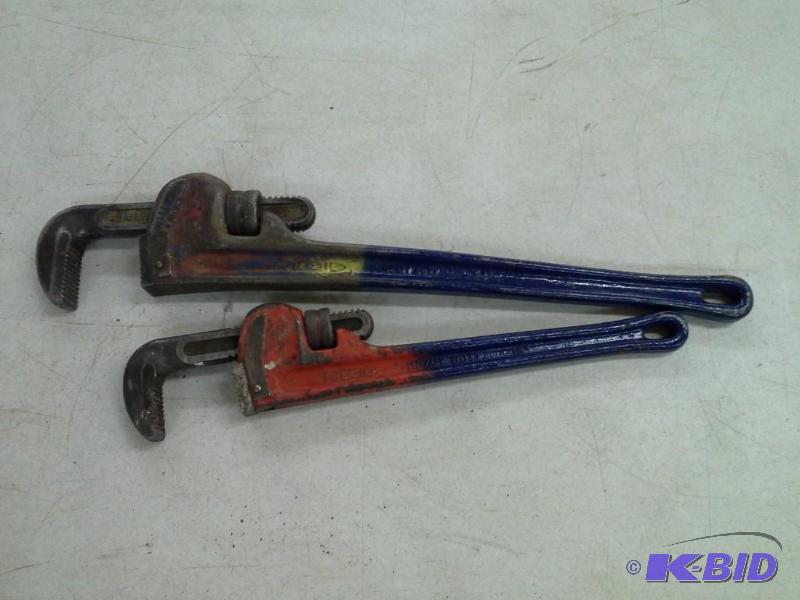 2 Rigid Pipe Wrenches
