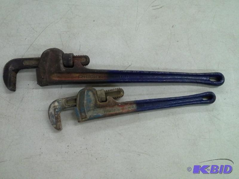 2 Rigid Pipe Wrenches