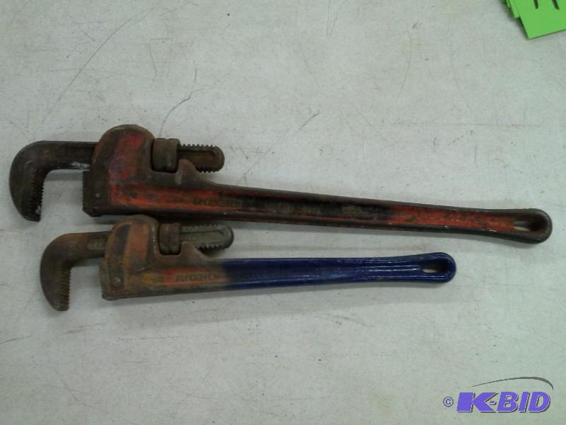 2 Rigid Pipe Wrenches