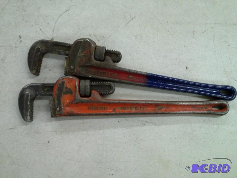 2 Rigid Pipe Wrenches
