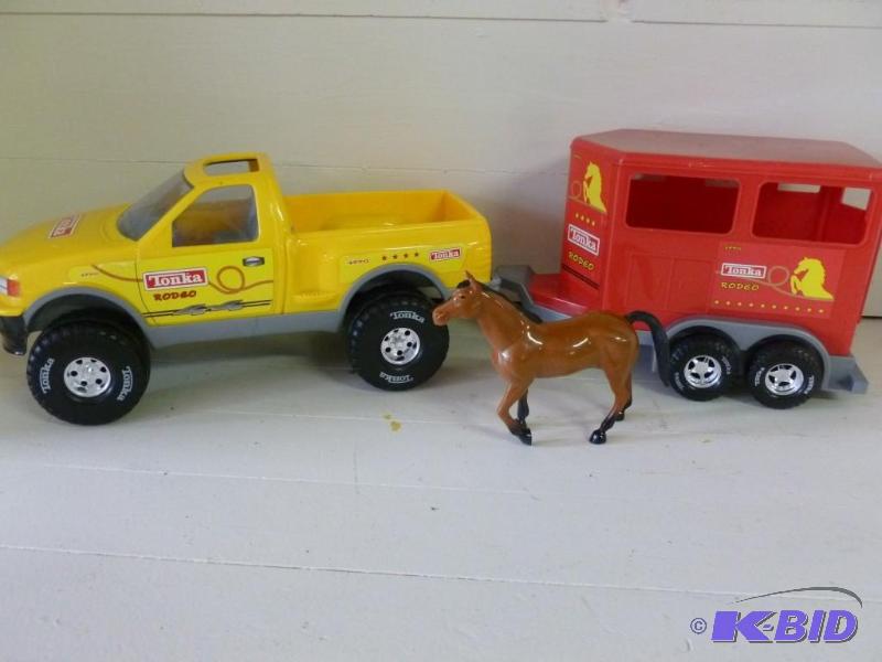 Large Tonka Rodeo heavy gage plasti...