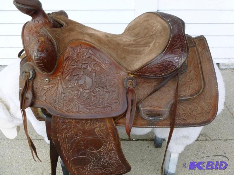 Large hand tooled leather horse sad...