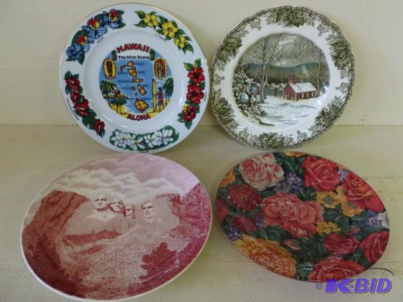 Lot of four large collector plates ...