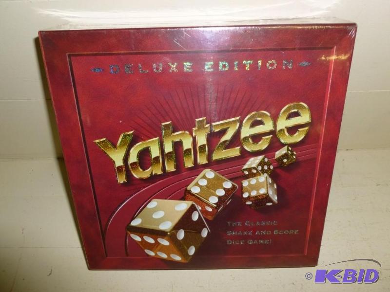 Yahtzee Deluxe Edition game, brand ...