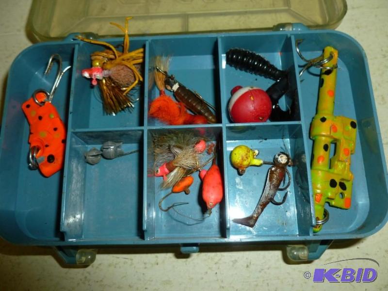 Plano Pocket Pack plastic bait box ...