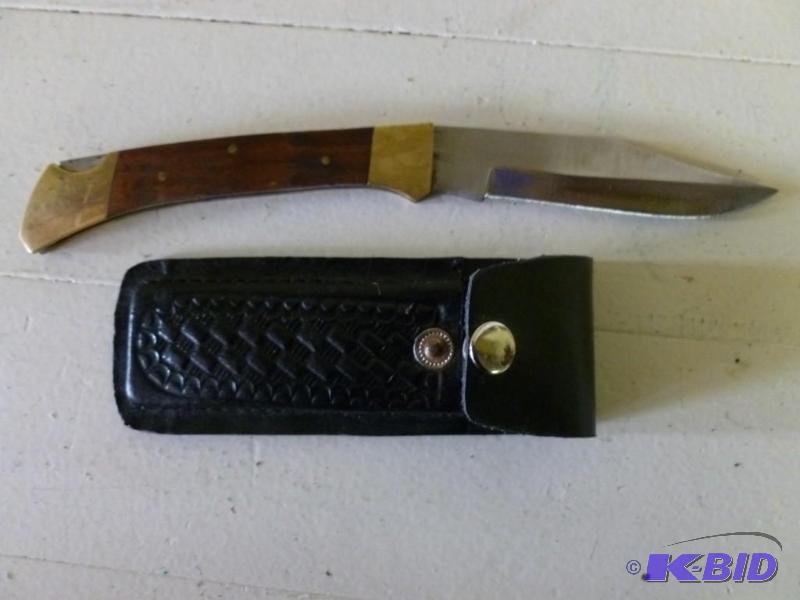 Large buck style lock blade hunting...