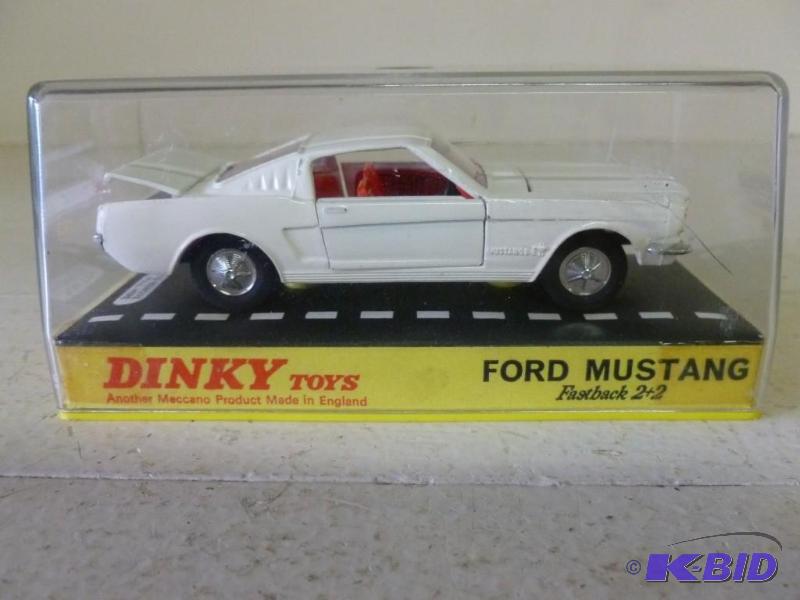 Vintage Dinky Toys Ford Mustang Fas...